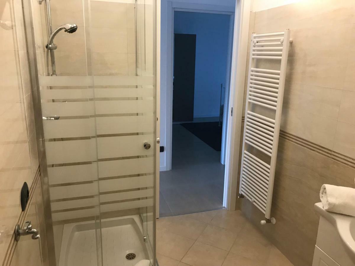 Hotel Residence Alessandra Domaso Bagian luar foto